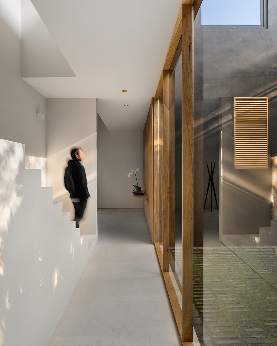 lluvia house by ppaa.jpg