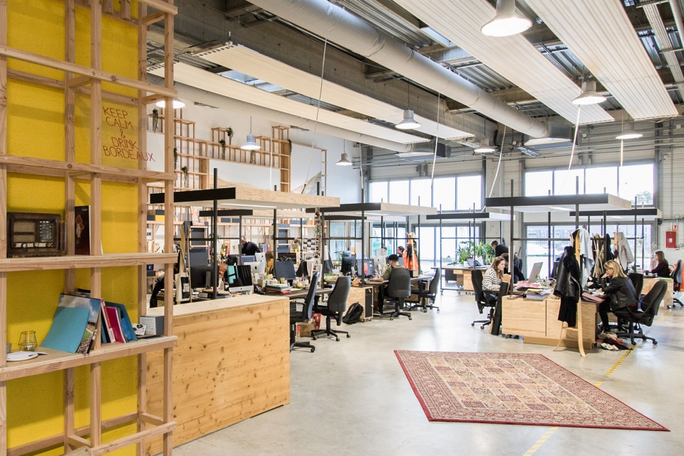 cote ouest new office by collective parenthese