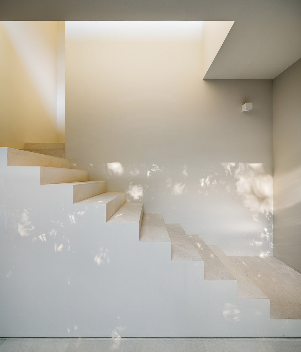 lluvia house by ppaa.jpg