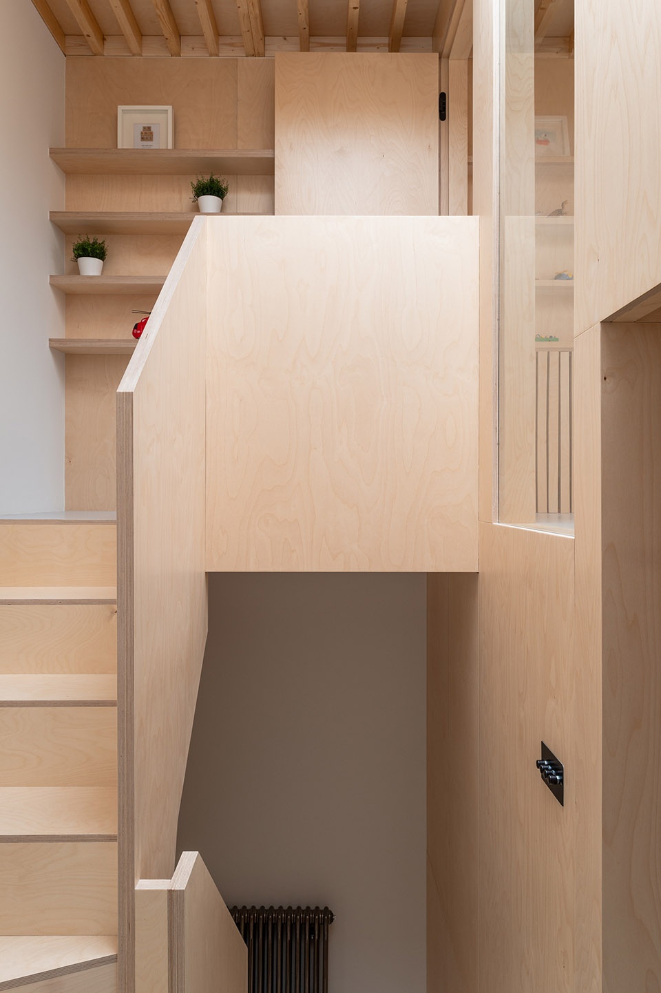 two and a half storey house by bradley van der straeten