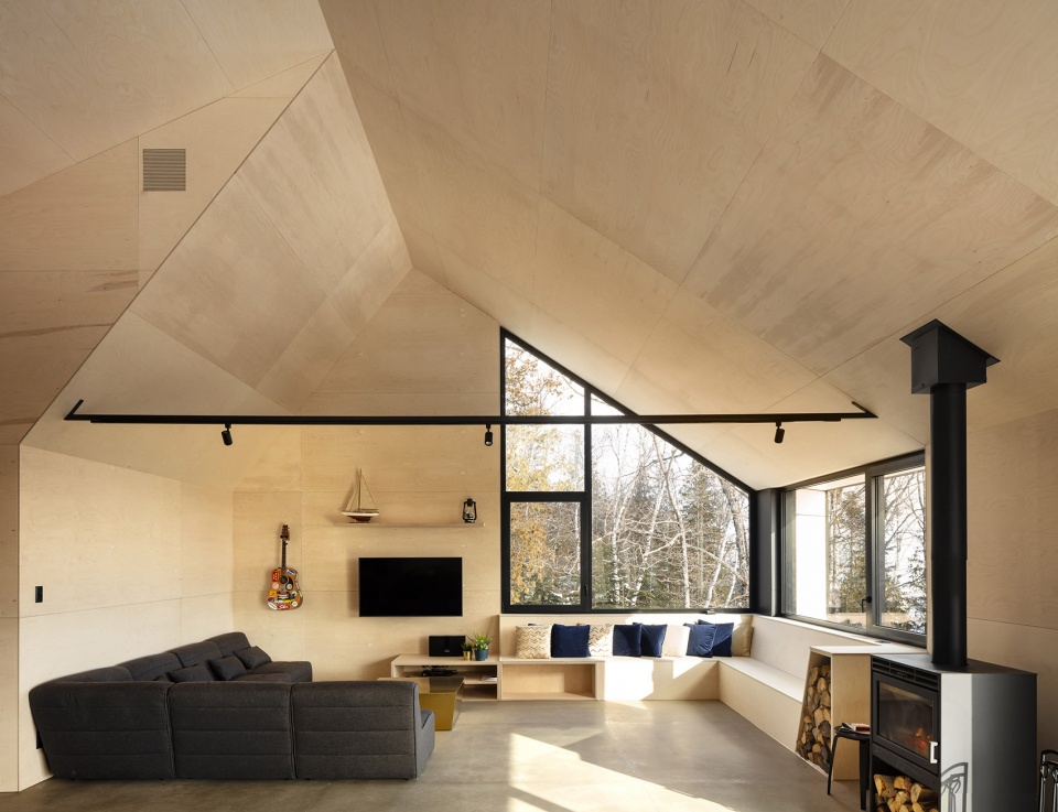 cabin a by bourgeois lechasseur architects