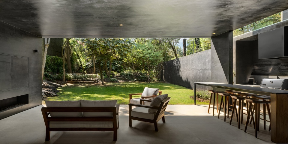 lluvia house by ppaa.jpg