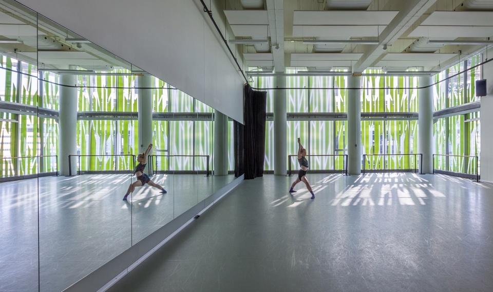 aedificaedifice wilder espace danse building by aedifica 960x568