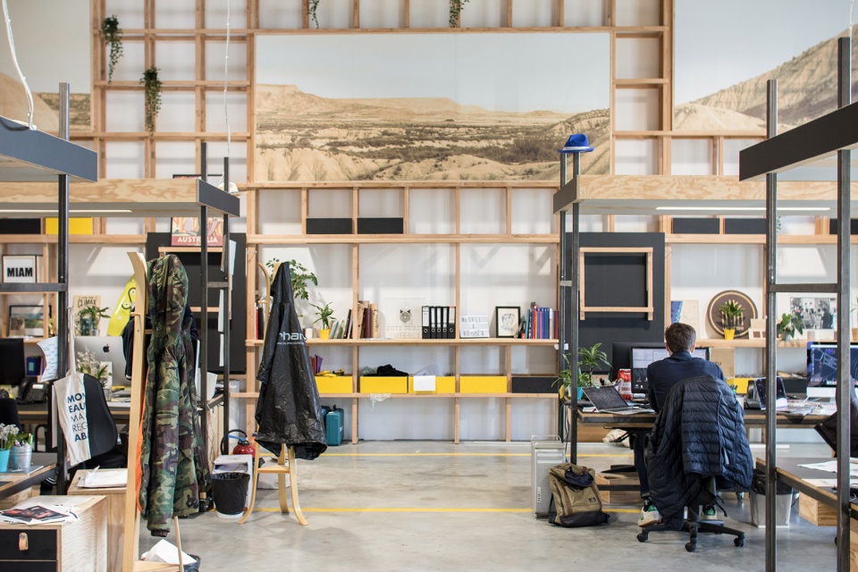 cote ouest new office by collective parenthese