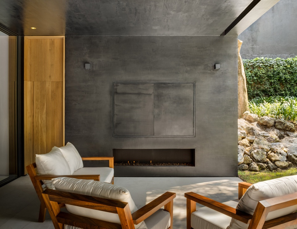 lluvia house by ppaa.jpg