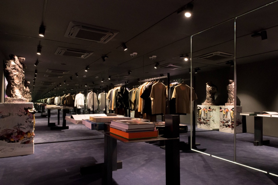 andersson bell flagship store by creative studio unravel