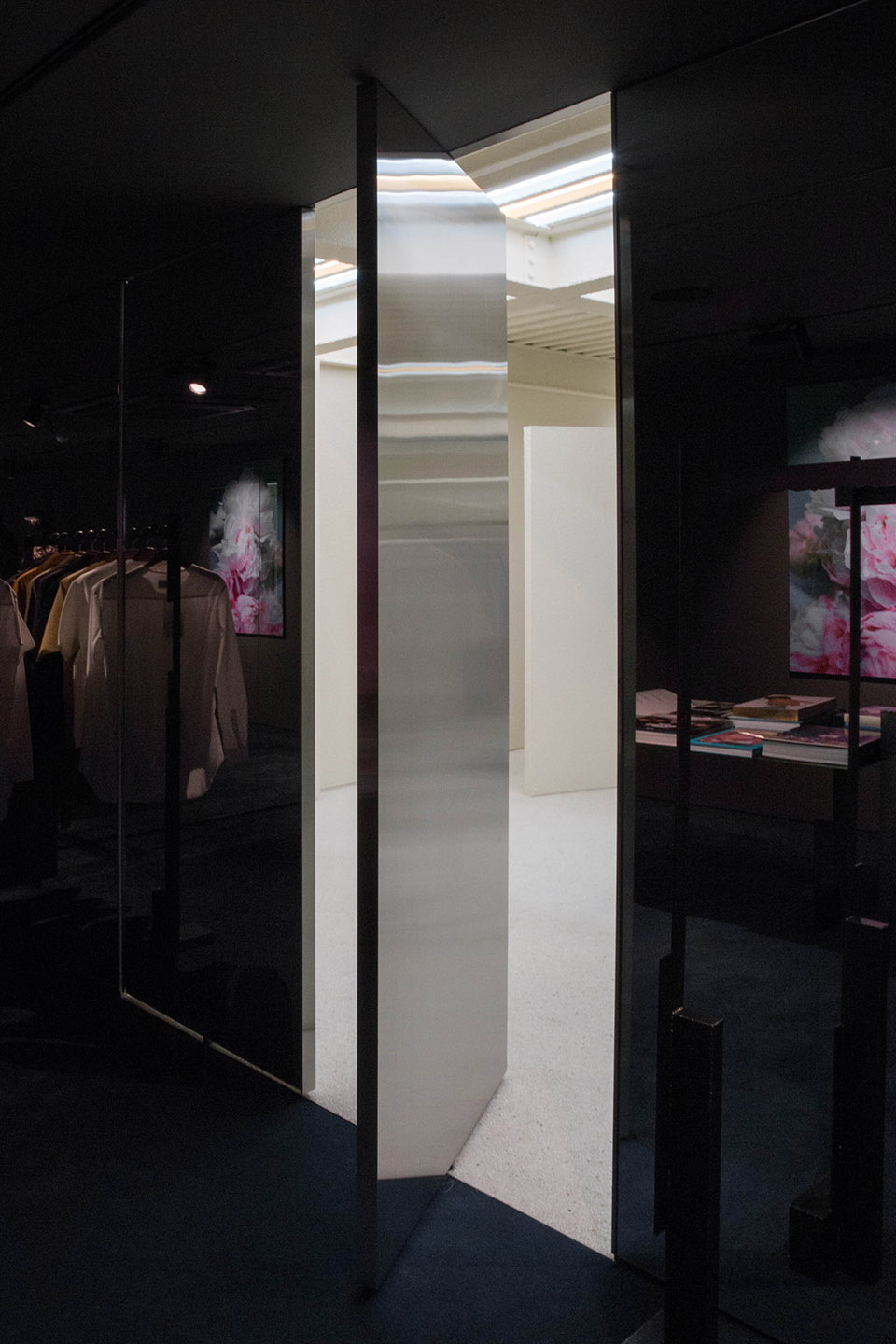 andersson bell flagship store by creative studio unravel