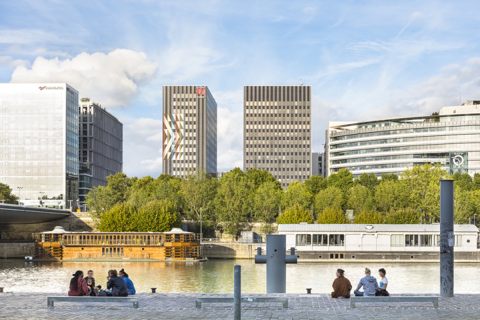 adamant a floating psychiatric hospital by seine design