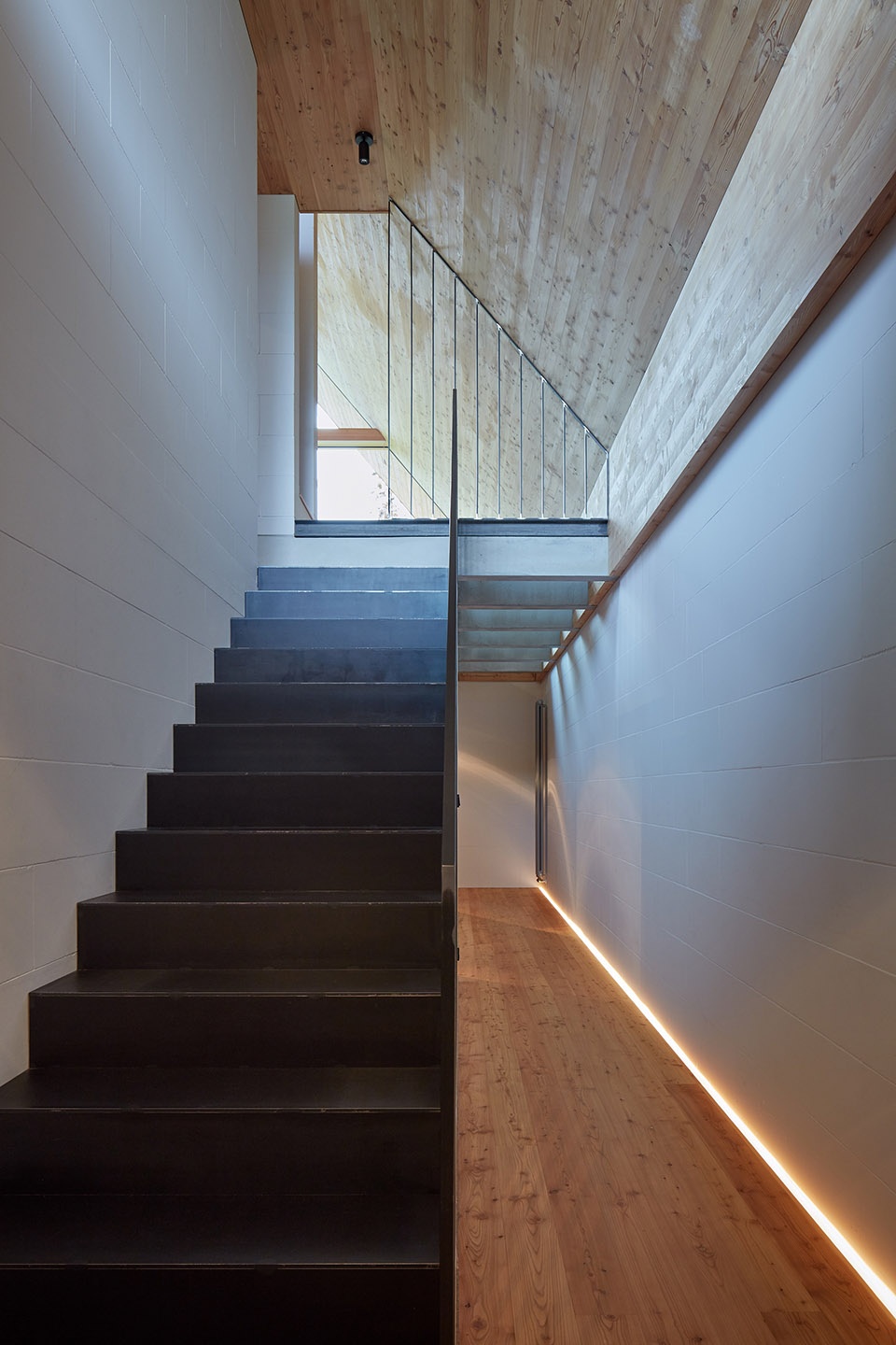 weekend house in beskydy by pavel micek architects