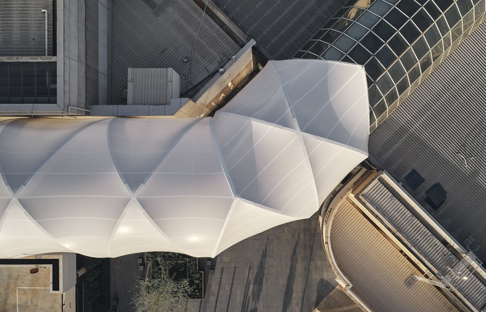 the link by make architects