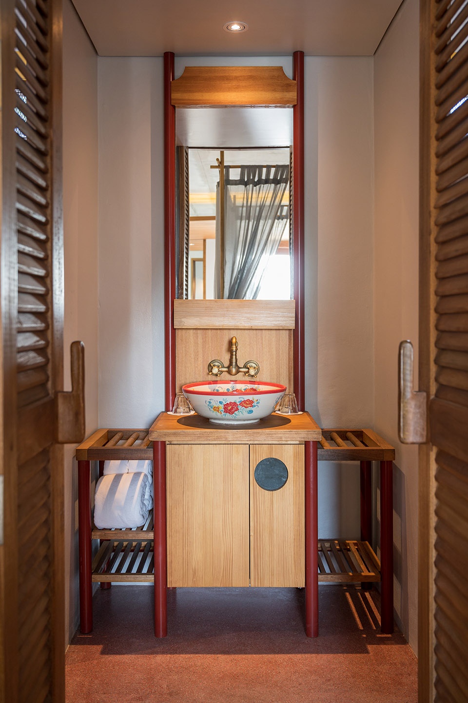 hotel gahn by studio locomotive