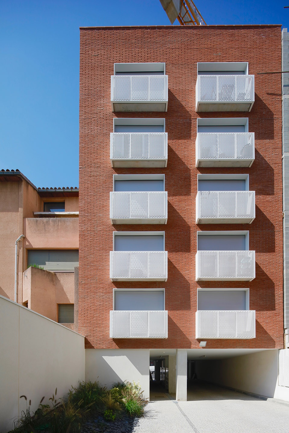 guilhemery housing units by ppa architectures