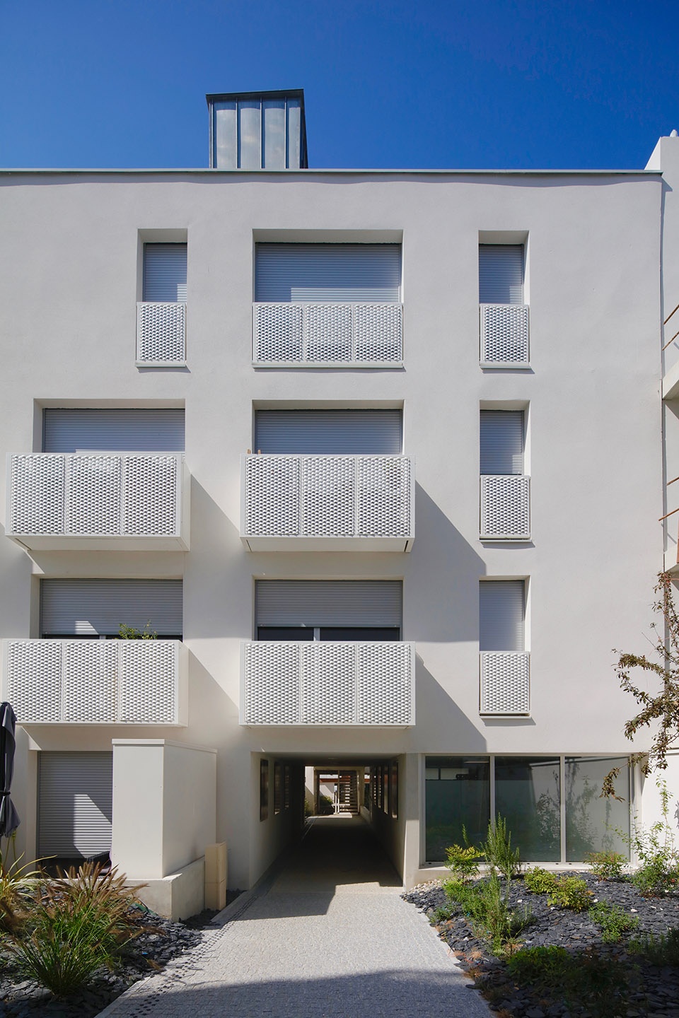 guilhemery housing units by ppa architectures