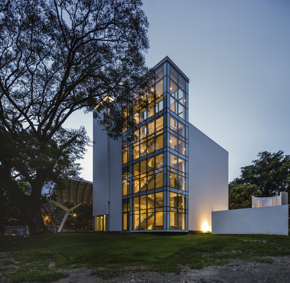 museum of freedom and human rights by mallol arquitectos