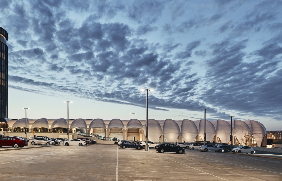 the link by make architects