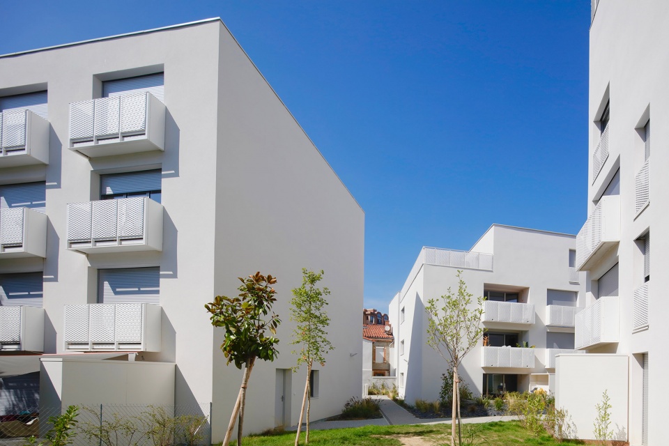 guilhemery housing units by ppa architectures