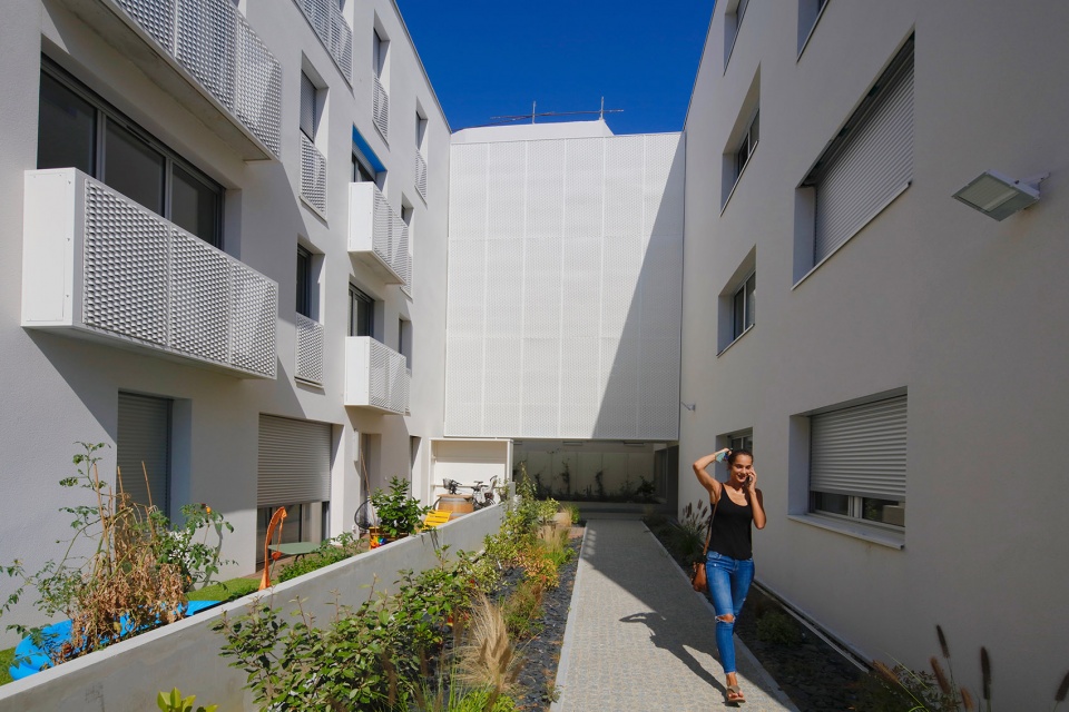guilhemery housing units by ppa architectures