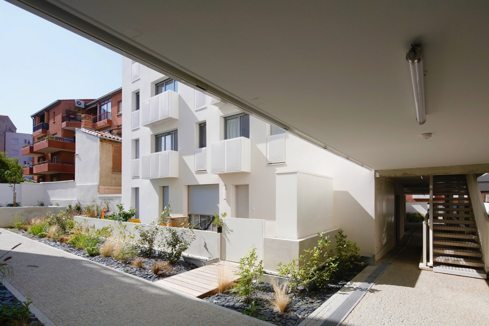 guilhemery housing units by ppa architectures