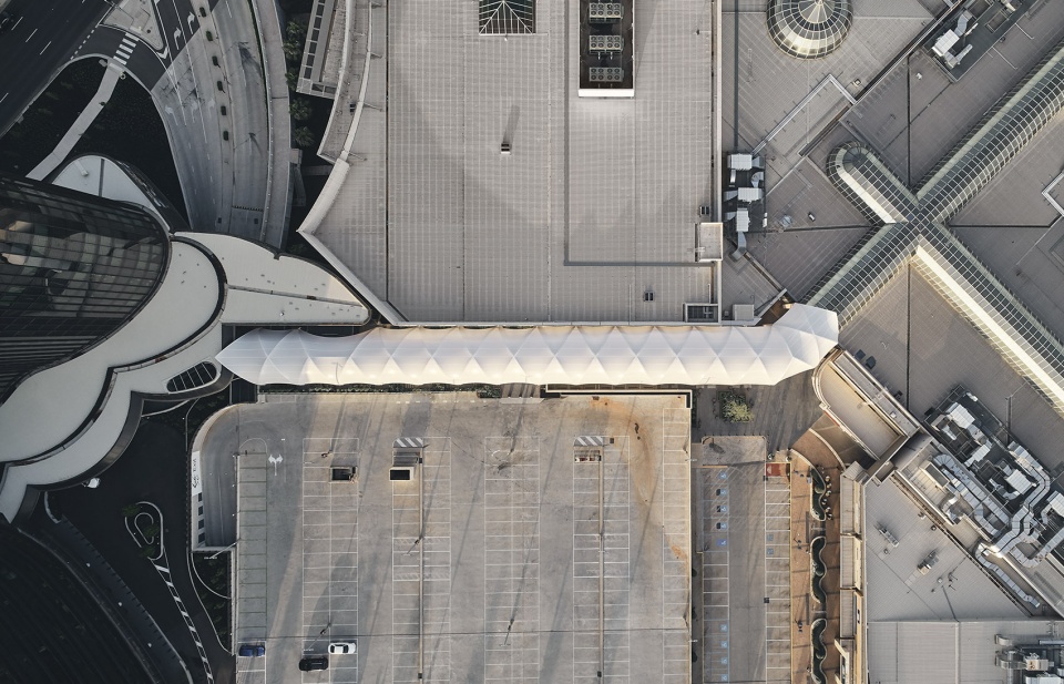 the link by make architects