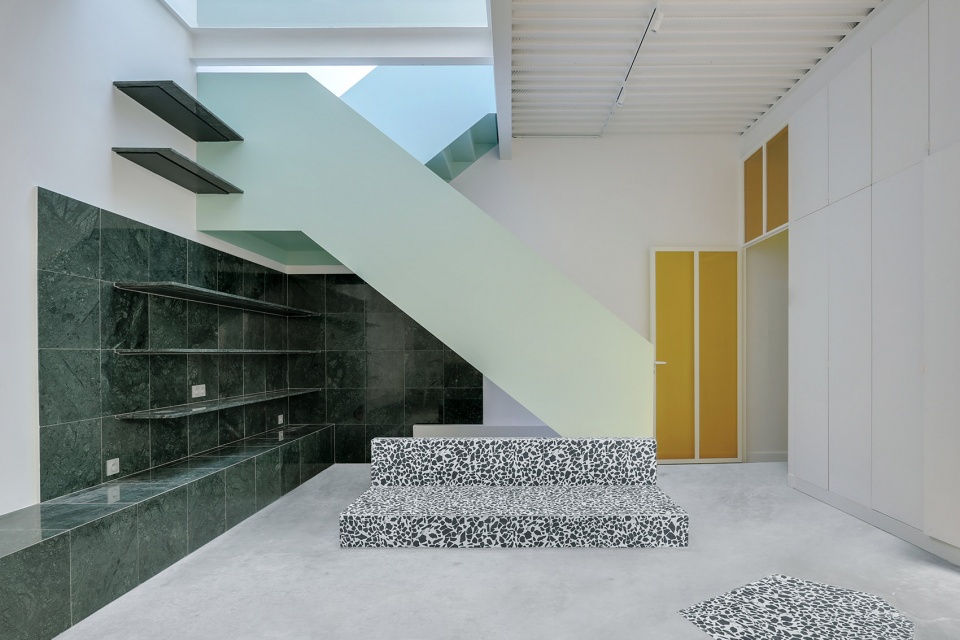 Moulin Apartment by Ubalt