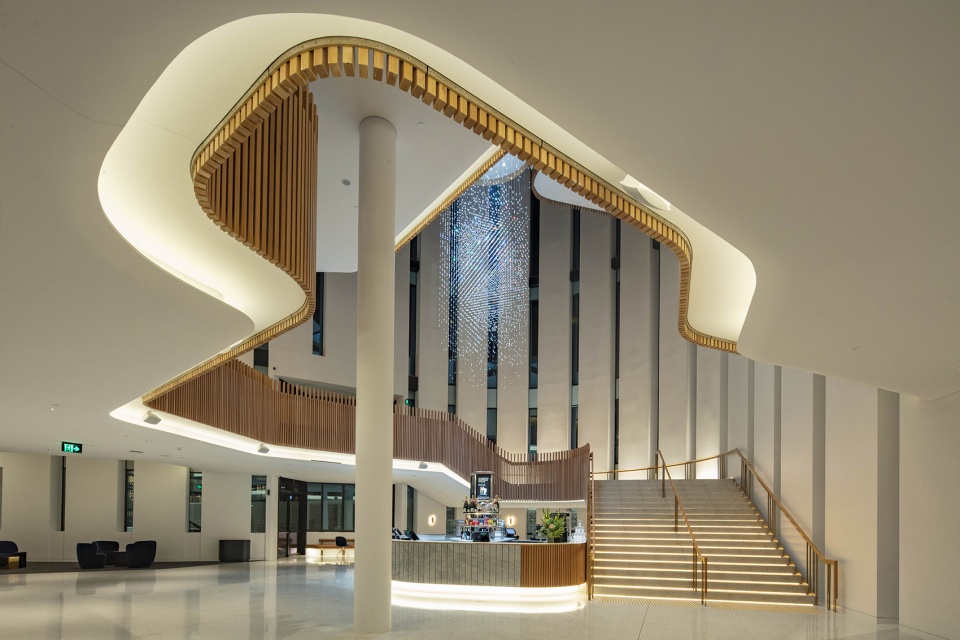 Sydney Coliseum Theatre by cox architecture