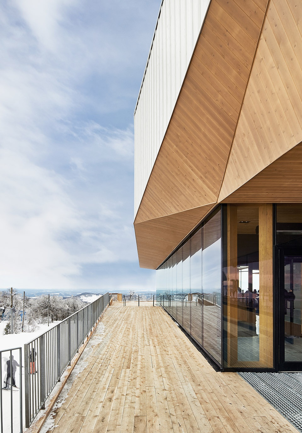bromont summit chalet by lemay
