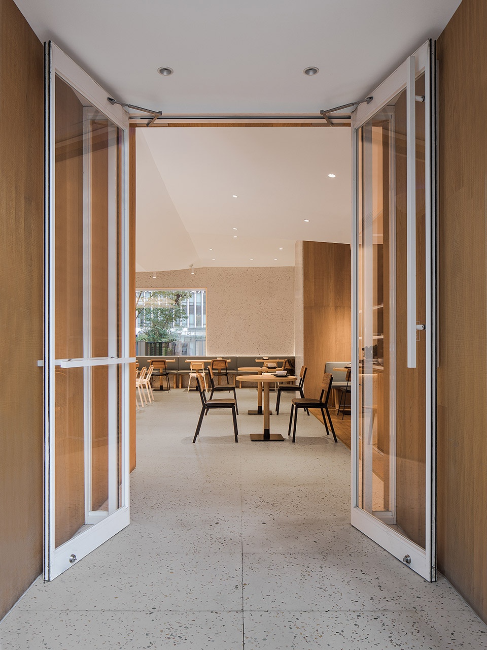 blue bear restaurant china by wuxu architects