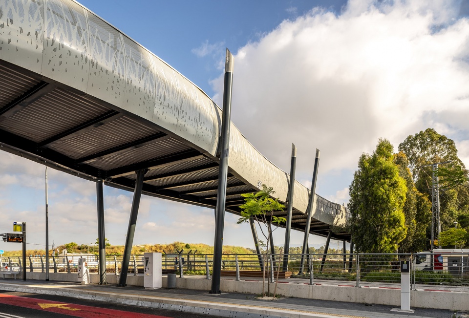 the gdora bridge by bo landscape architecture