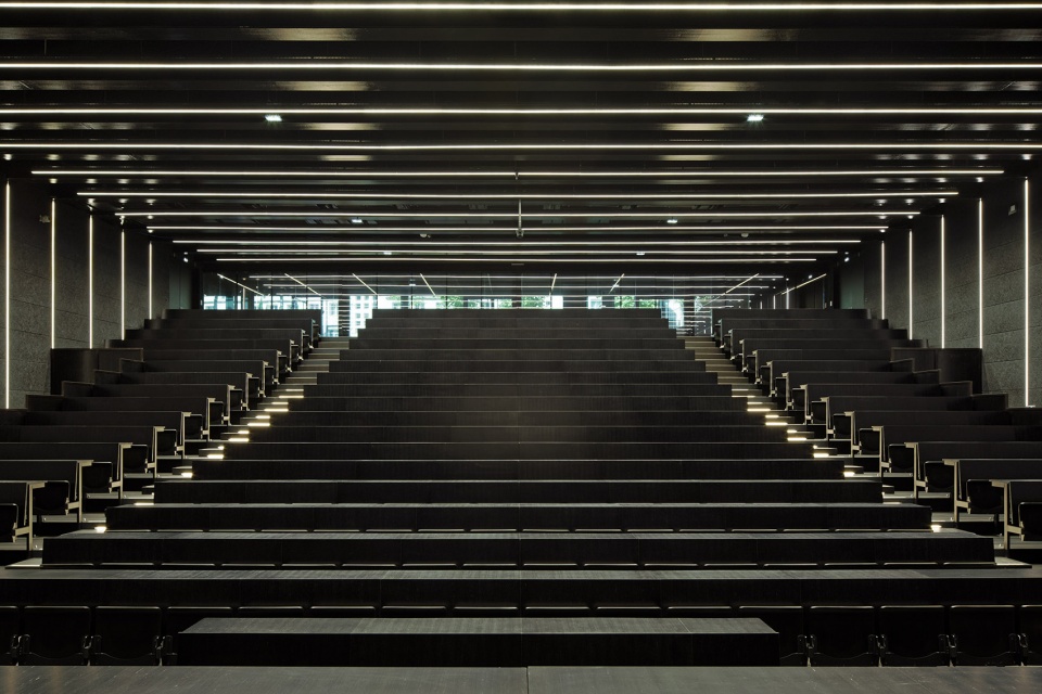 university of law paris i modernisation of the lourcine barracks by chartierdalix architects