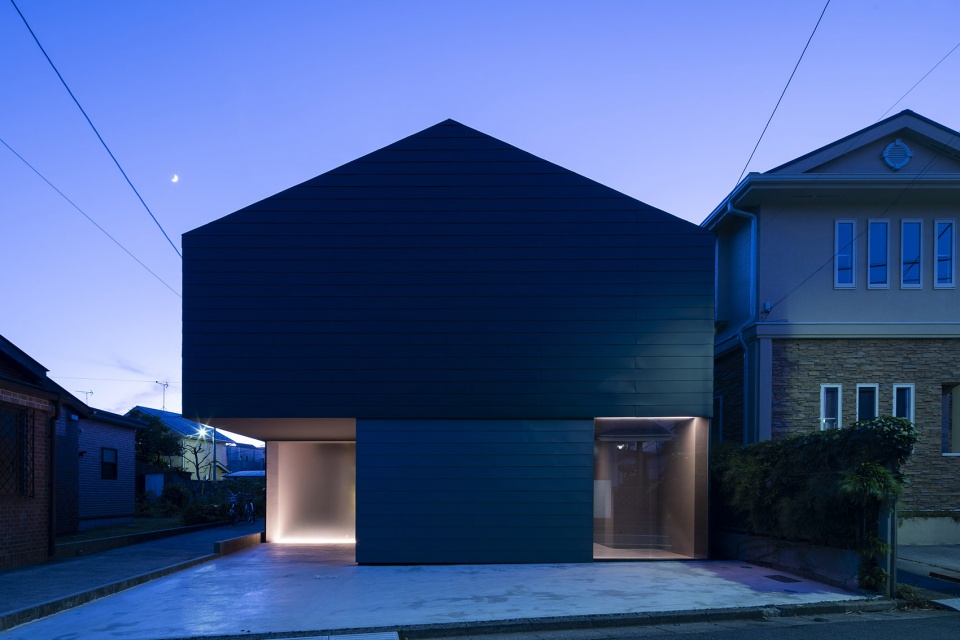 Leaf House by Apollo