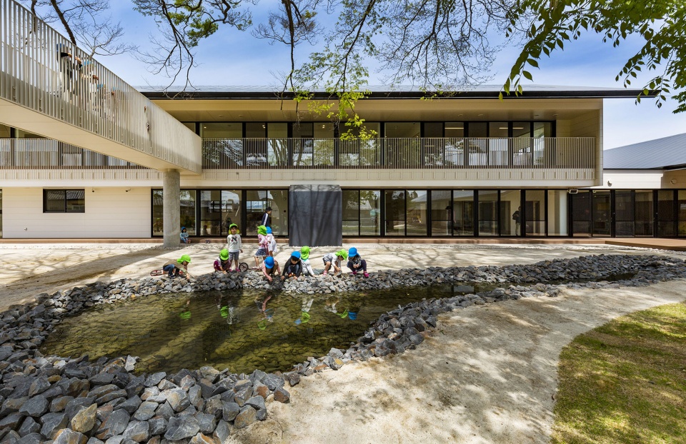 mrn kindergarten and nursery by hibinosekkei youji no shiro