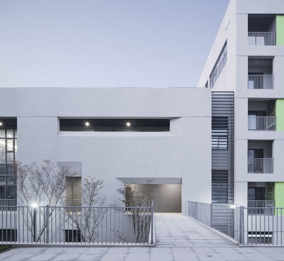ningbo hangzhou bay binhai primary school china by architectural design research institute of zhejiang university