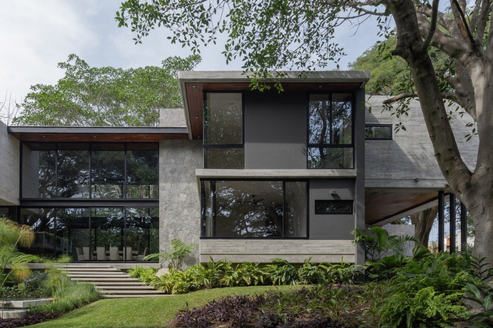 casa entreparotas by di frenna arquitectos