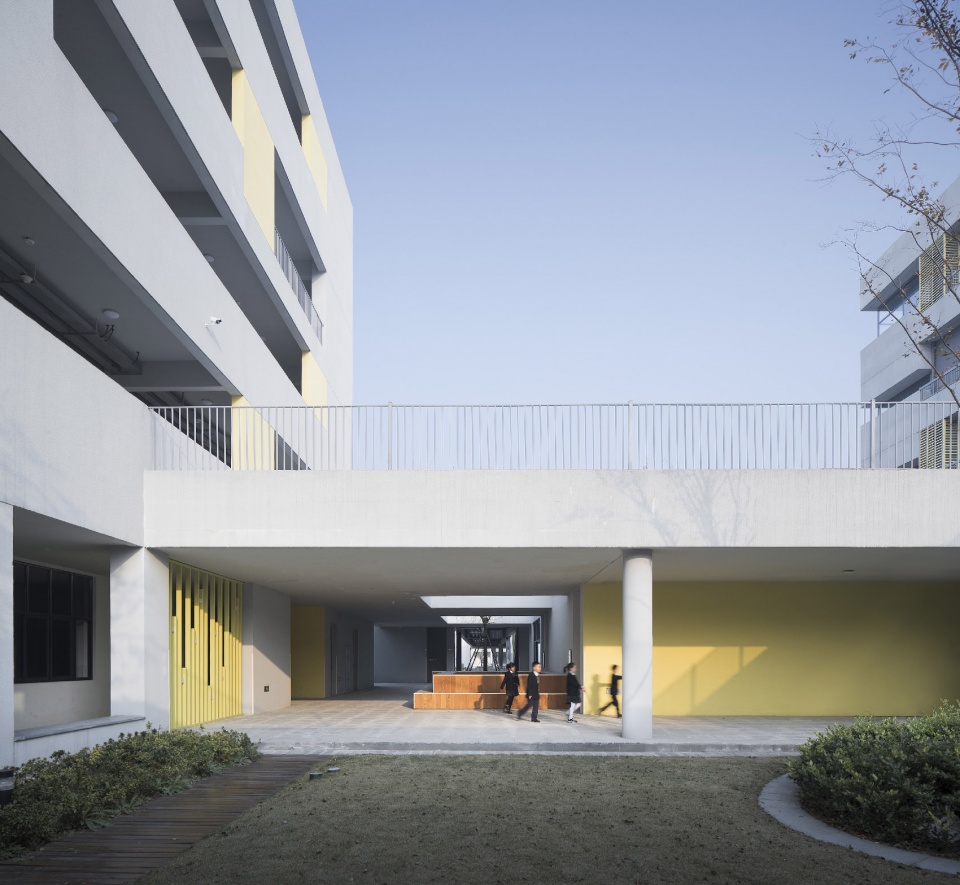 ningbo hangzhou bay binhai primary school china by architectural design research institute of zhejiang university