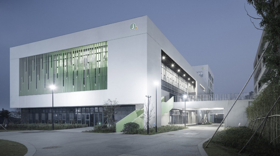 ningbo hangzhou bay binhai primary school china by architectural design research institute of zhejiang university