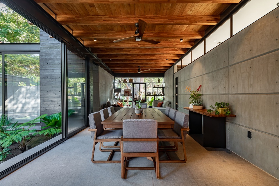 Casa Keita House by Di Frenna Arquitectos