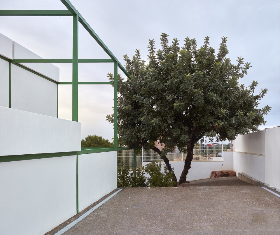 brick vault house by space popular