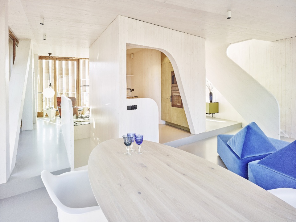 freebooter biophilic house by gg loop