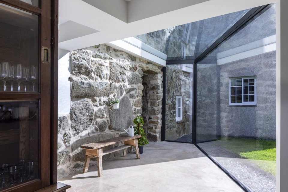 plas gwyn by donald insall associates