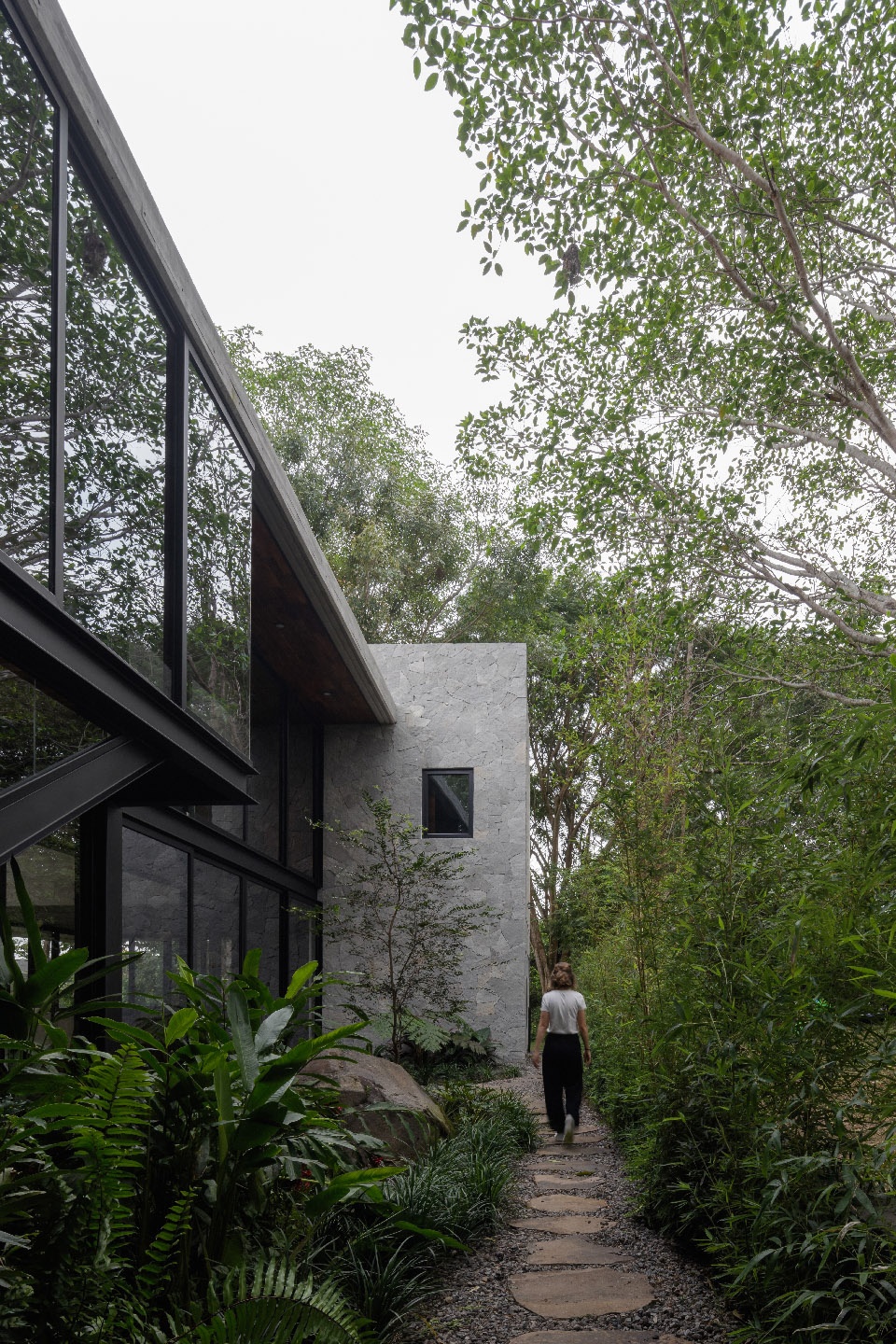casa entreparotas by di frenna arquitectos