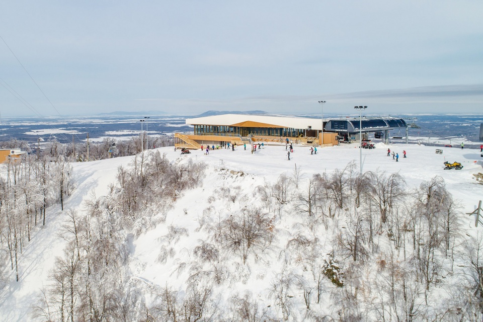bromont summit chalet by lemay