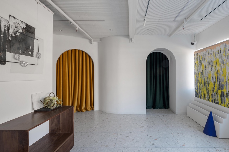 Painting and Living Softwear Design Lin Junsheng Design Office