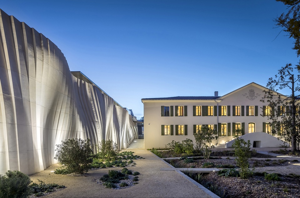 delas freres winery by carl fredrik svenstedt architects