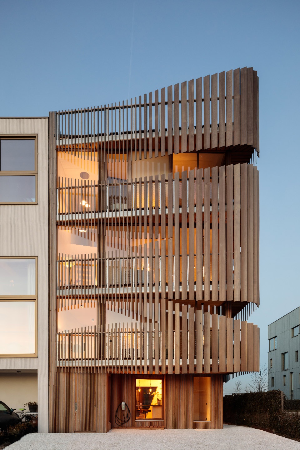 freebooter biophilic house by gg loop