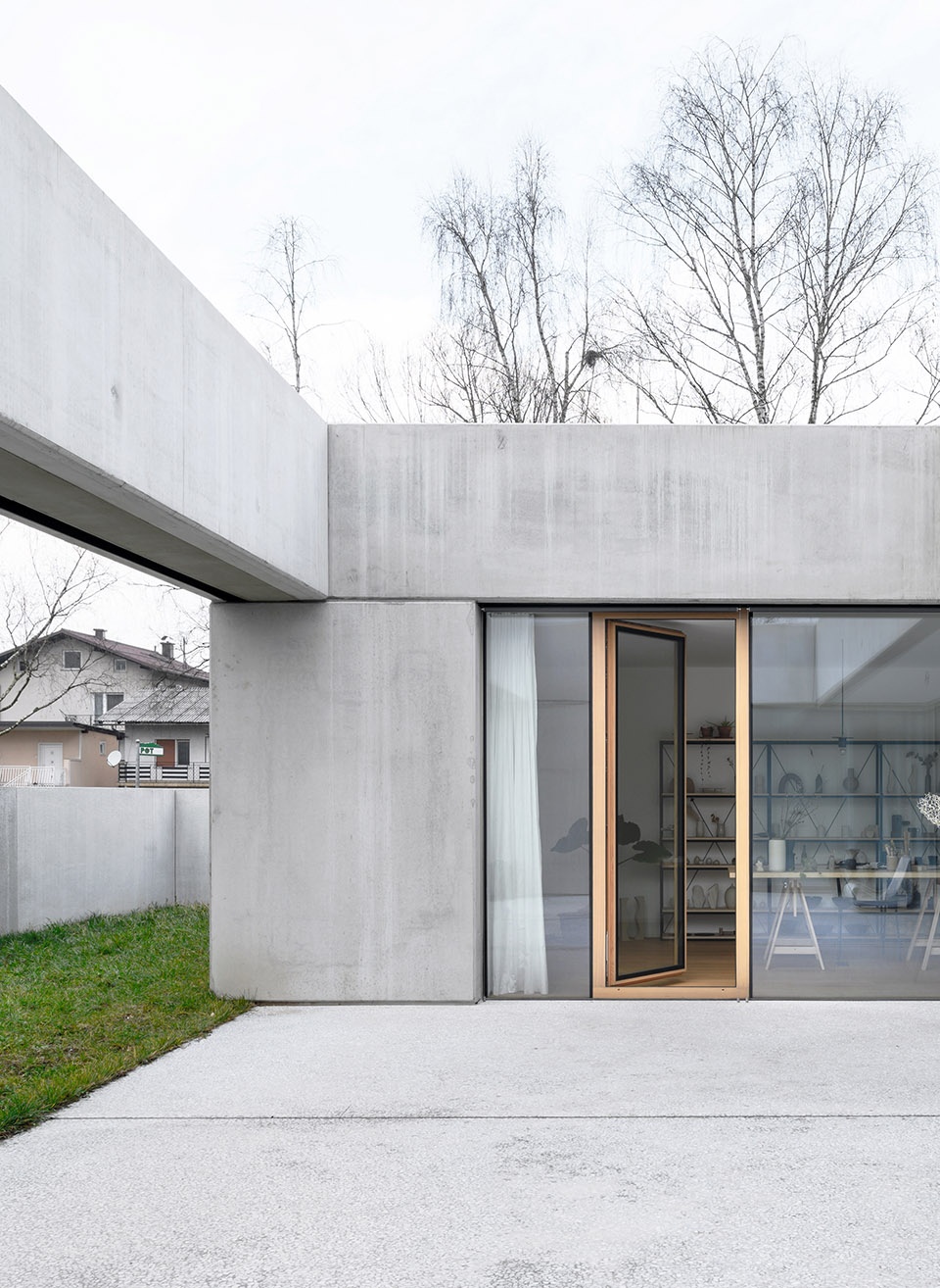 house for a ceramic designer by arhitektura office for urbanism and architecture