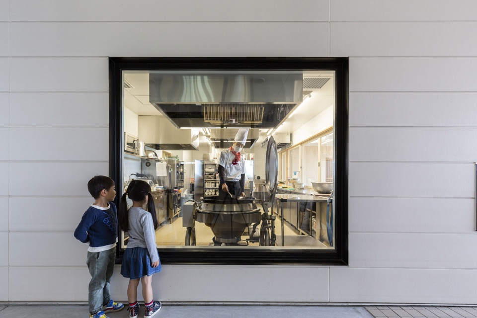 mrn kindergarten and nursery by hibinosekkei youji no shiro