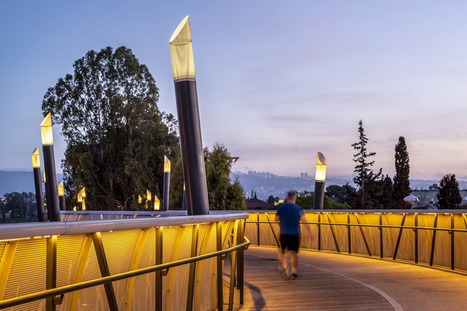 the gdora bridge by bo landscape architecture