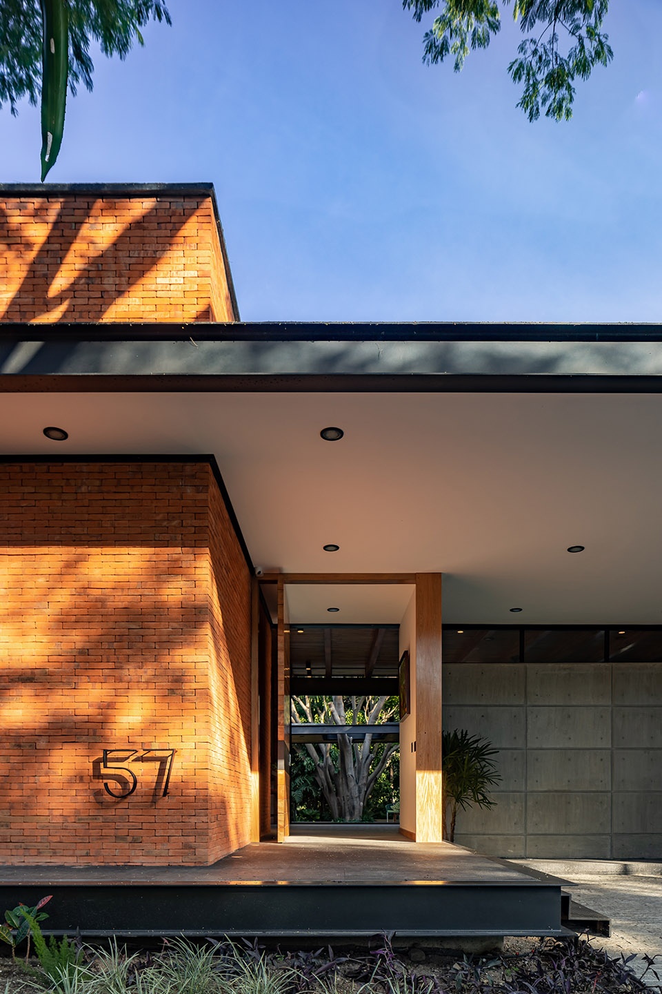 Casa Keita House by Di Frenna Arquitectos