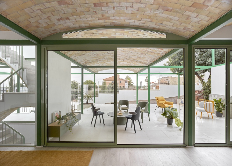 brick vault house by space popular