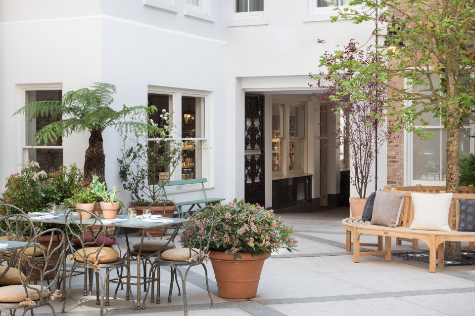 floral court by kpf